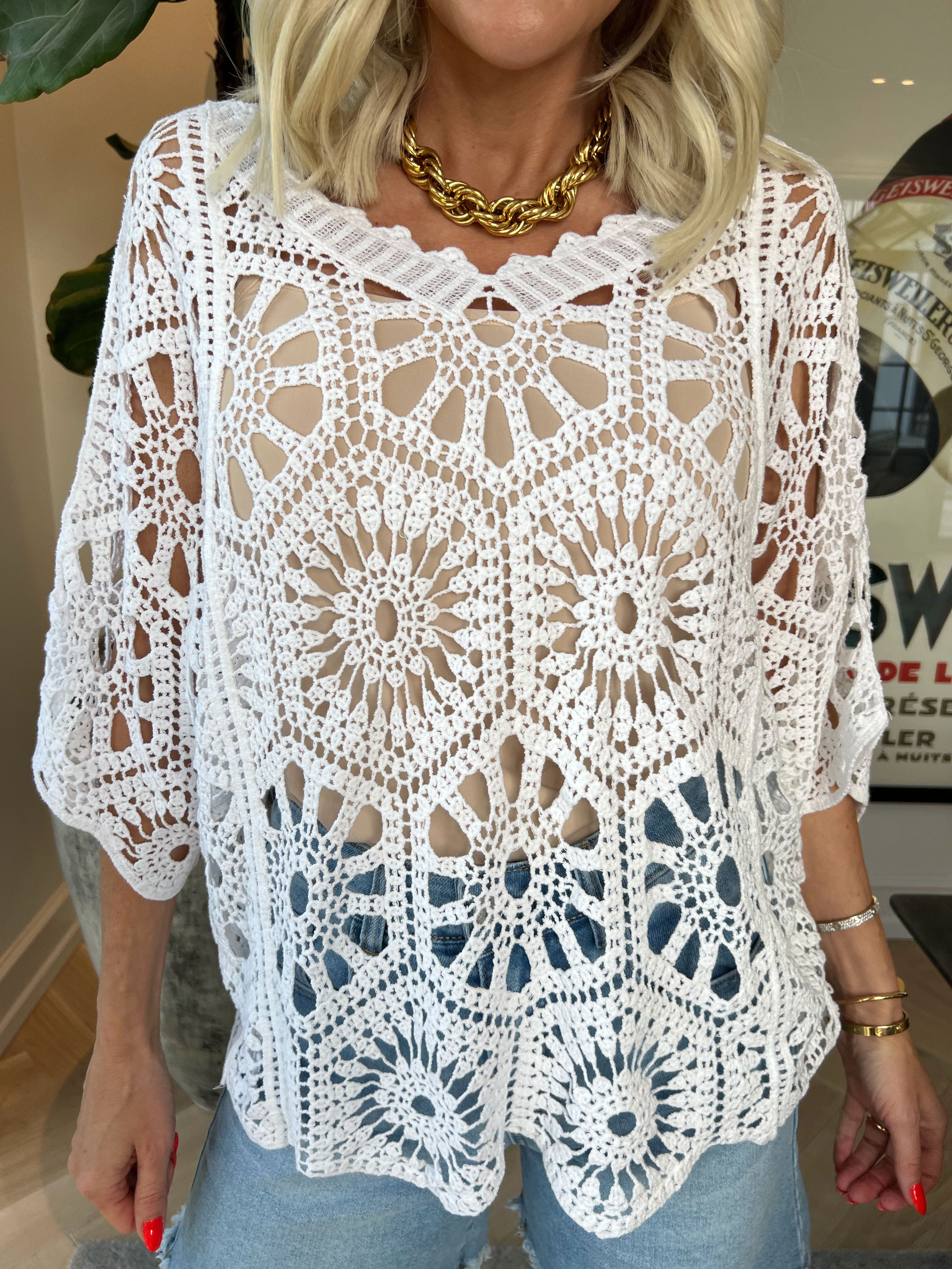 Laverna - Hæklet tunika i bomuld med fint hulmønster